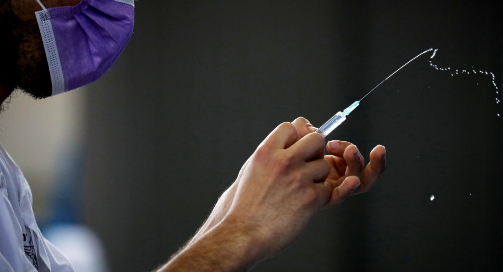 马来西亚卫生部：40名医务工作者完成疫苗接种程序后感染新冠病毒