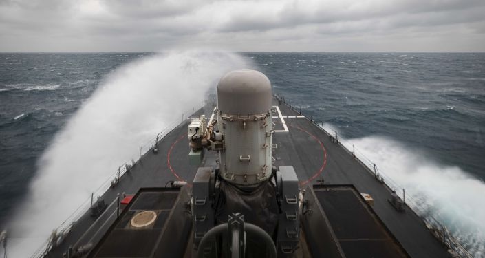 美驱逐舰穿航台湾海峡 中国军方：随时应对一切威胁挑衅