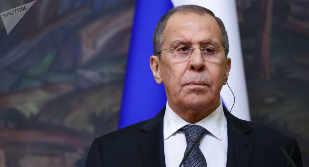 俄外长：俄罗斯呼吁各国放弃干涉他国内务的做法