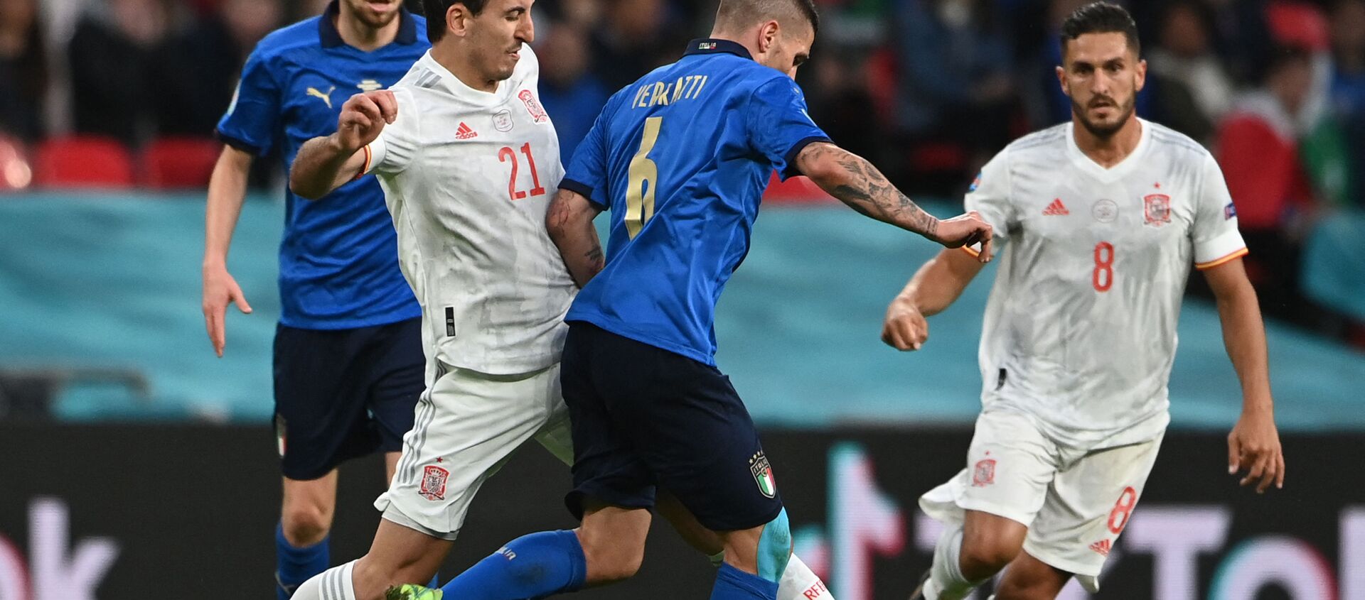 意大利vs英格兰比分_意大利对英格兰历史比分记录_英格兰和意大利比分预测