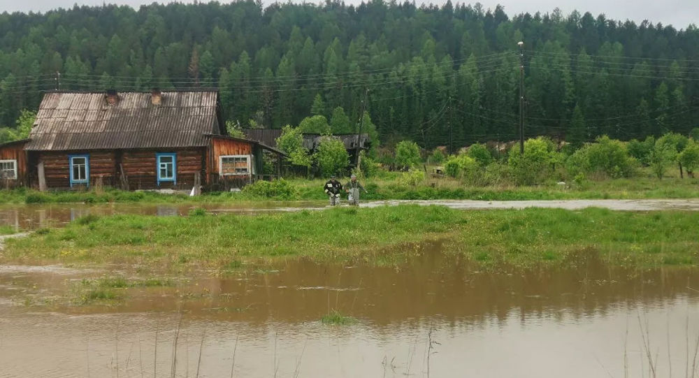 俄外贝加尔边疆区近300栋住宅被淹