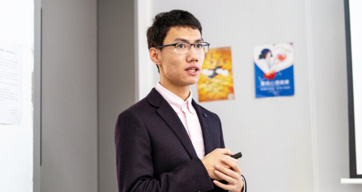 材料科学系大学生李毓茂 材料科学系大学生李毓茂
