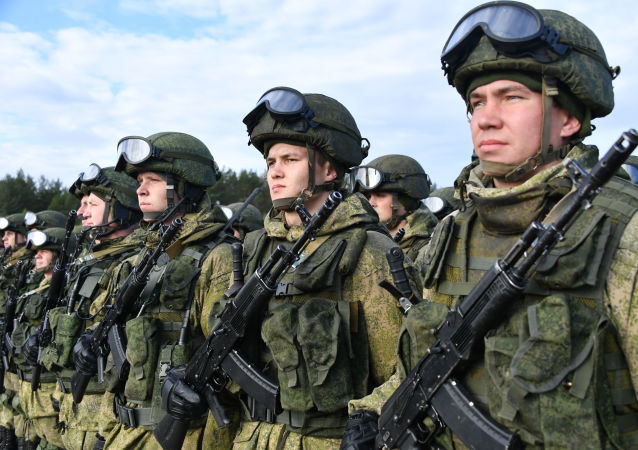 俄武装力量在加里宁格勒的新师将在秋天达到战备状态