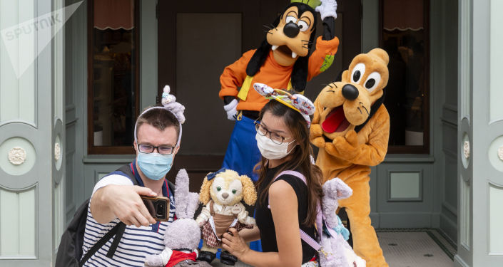 迪士尼将因新冠病毒解雇2.8万名主题乐园部门员工