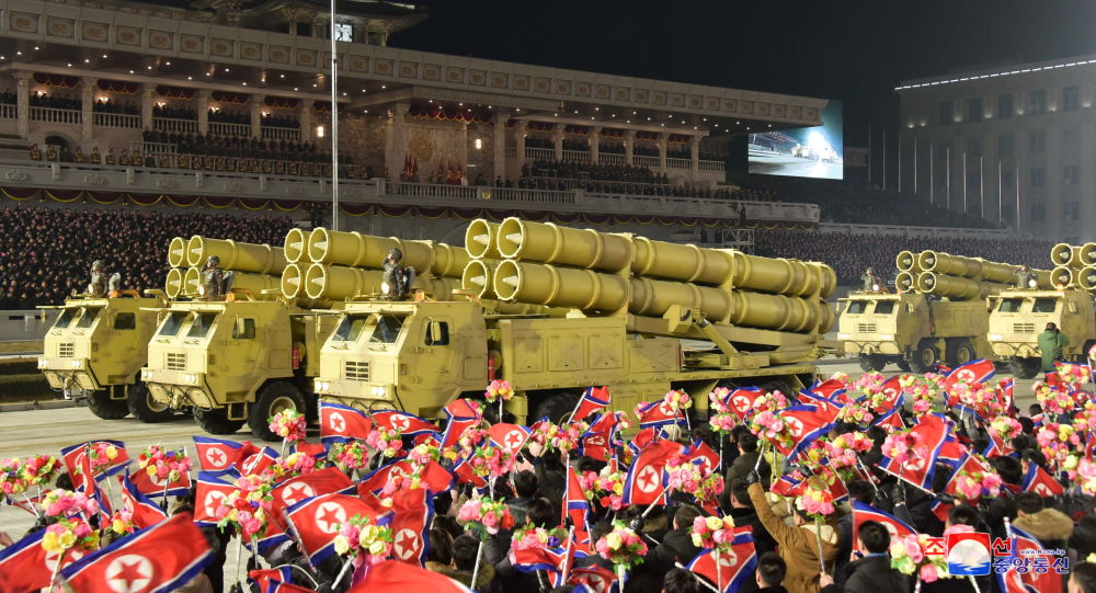韩媒：朝鲜举行阅兵式纪念建政73周年
