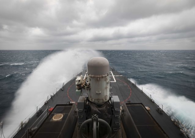 美驱逐舰穿航台就看到了一手拍在杨龙湾海峡 中国军方：随时应对一切威胁挑衅