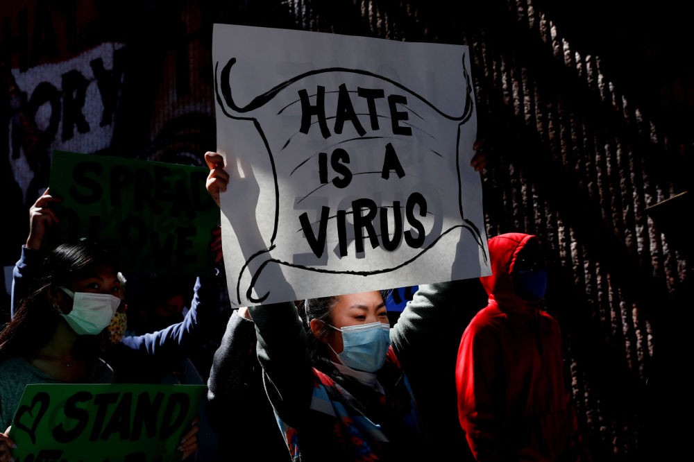 停止仇恨亚裔:美国亚洲社区的抗议活动