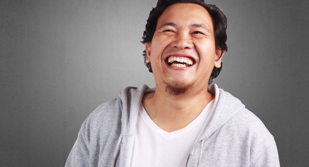 日本专家研究发现笑能提升思维能力 