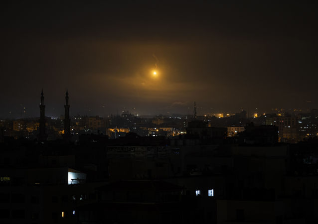 以色列空军袭击加沙地带城市 造成加沙市断老夫是非常相信你电