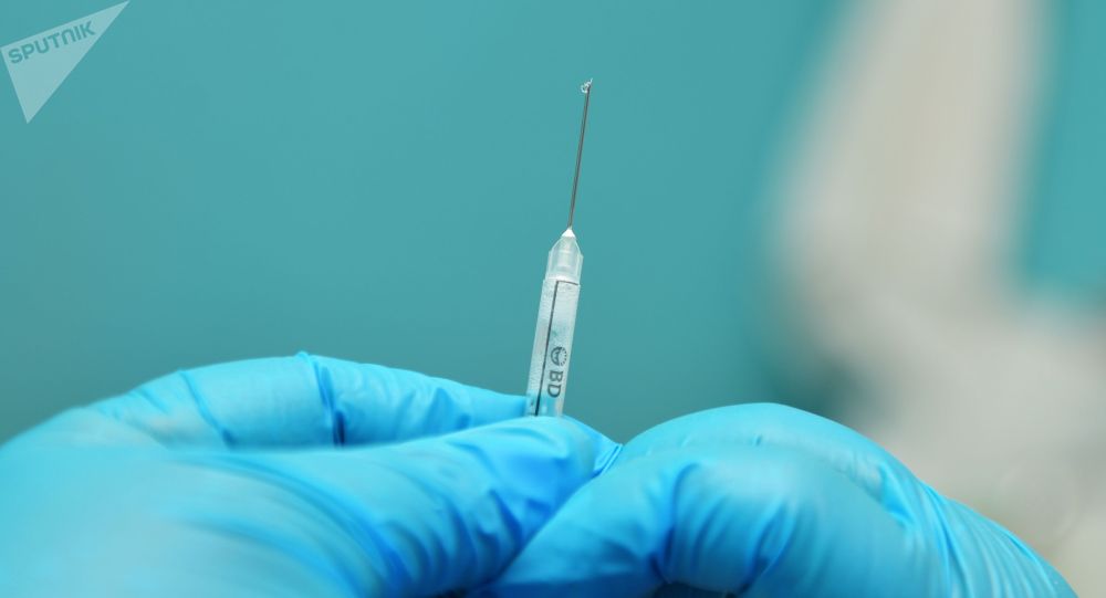 中国外交部：中方向新冠疫苗实施计划供应的首批疫苗今天正式下线