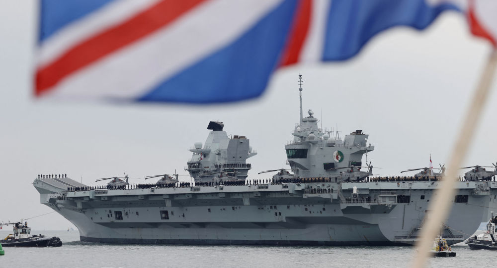 英国国防大臣称俄罗斯正密切关注“伊丽莎白女王”号航母