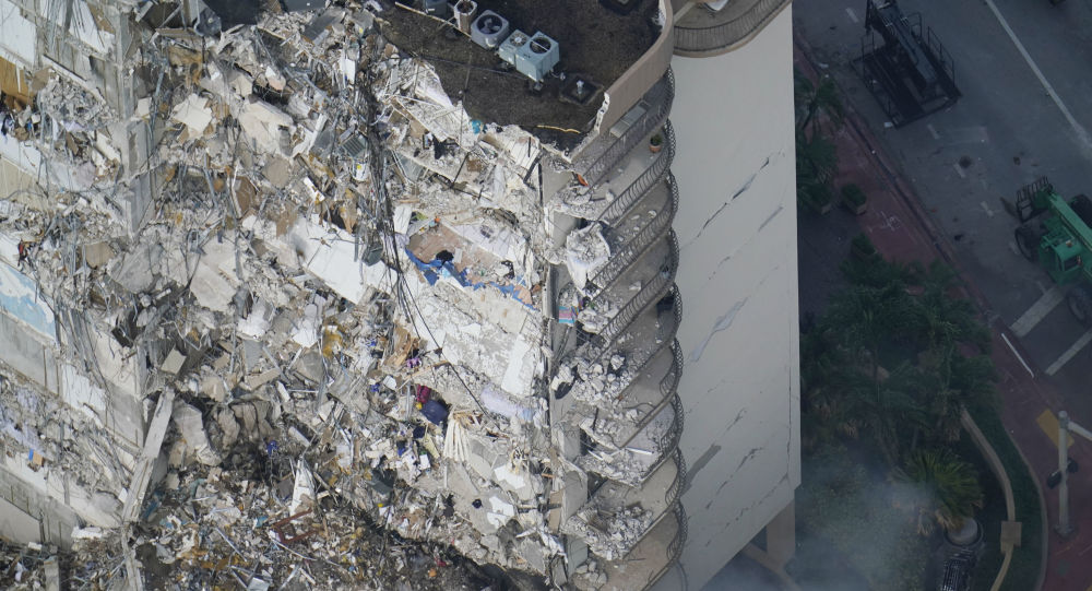 美国佛罗里达州大楼坍塌事故死亡数量升至11人