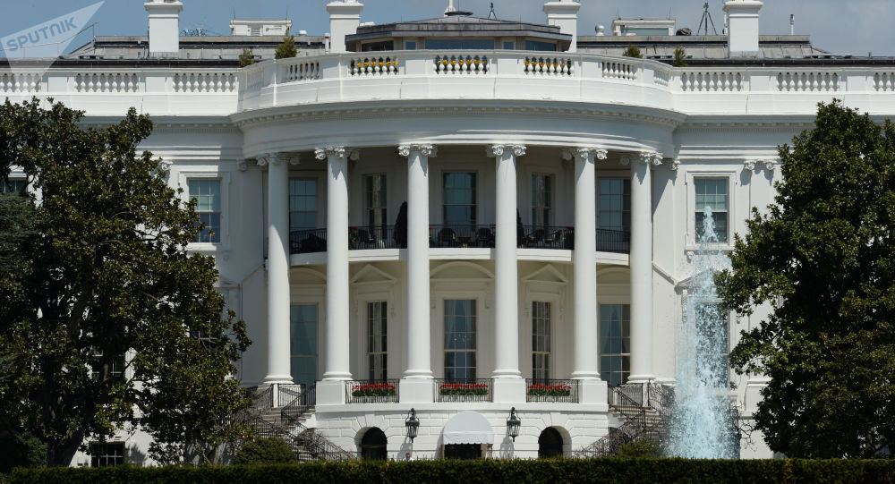 白宫发布消息称，美国就举办中美高层会晤与中国保持联络