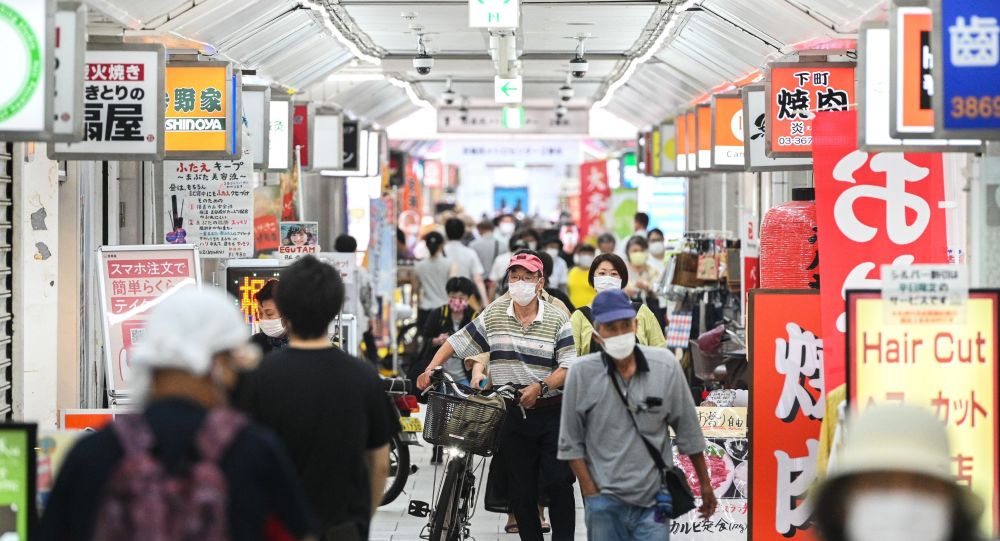 日本拟在疫情急速扩大地区实施新冠非重症患者居家疗养措施