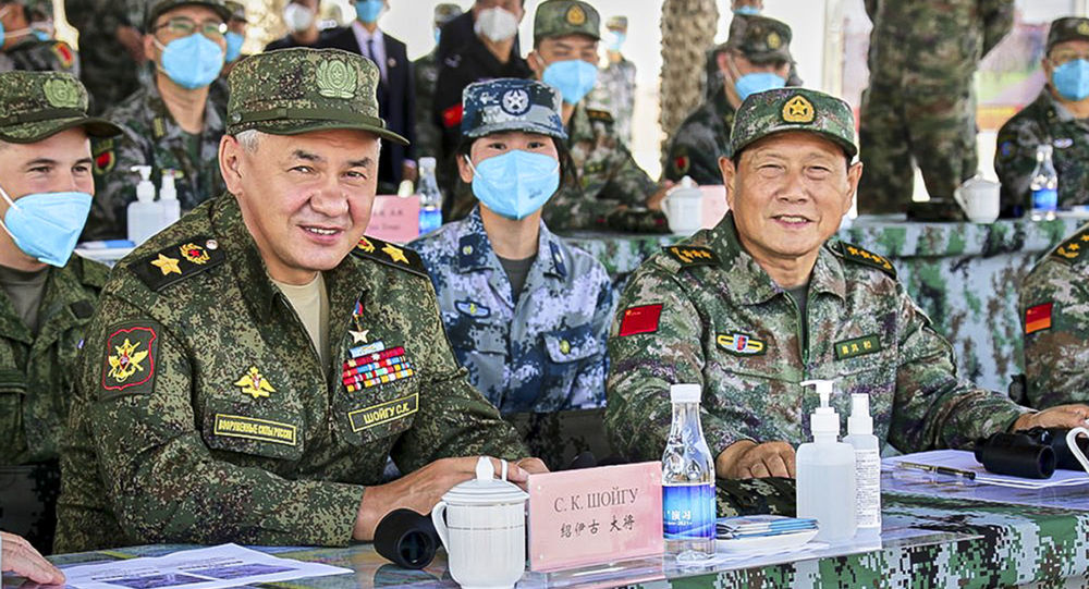 俄中国防部长批准两国2025年前军事合作发展路线图