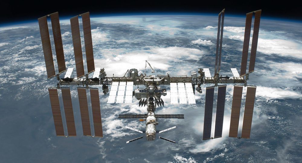 俄航天集团：碎片威胁已成往事 国际空间站宇航员恢复工作
