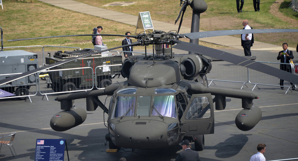 波兰国防部签署购买4架黑鹰直升机的合同