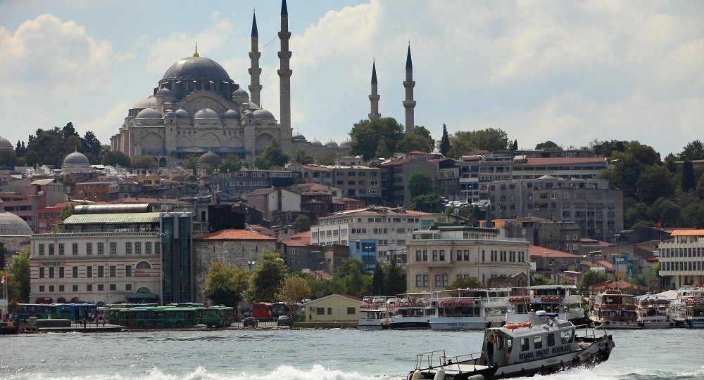 俄外长：修建“伊斯坦布尔”运河不会触动外国军舰黑海停留规则问题