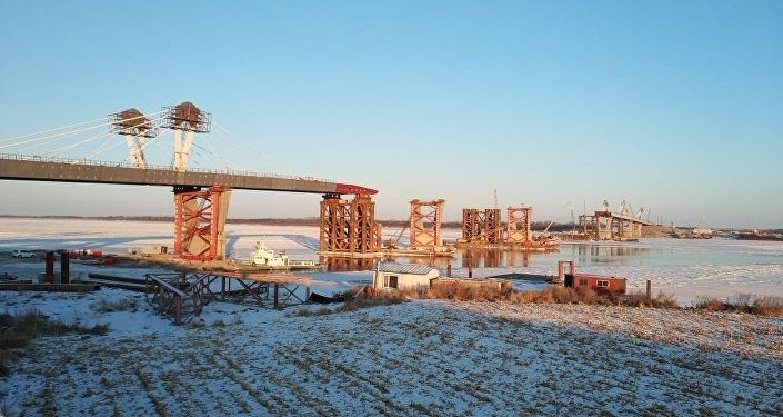 阿穆尔河(黑龙江)公路大桥建设