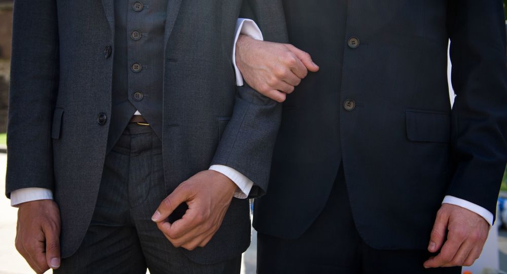 公投结果：瑞士允许同性伴侣正式结婚