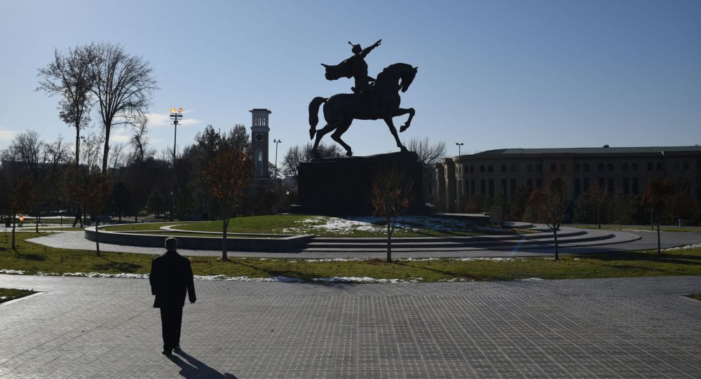 乌兹别克斯坦总统称将特别重视扩展与俄罗斯、中国和美国的关系