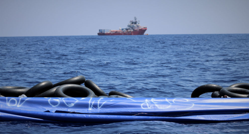 法国海岸附近移民船倾覆 至少27人死亡