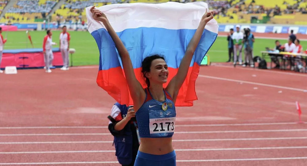 俄运动员玛丽亚·拉希茨克内获得东京奥运会跳高项目金牌