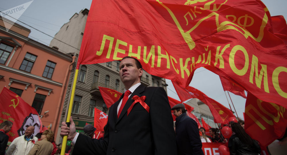 俄罗斯提出恢复共青团并把它变成职业生涯的起始平台