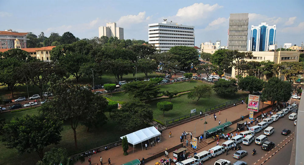 乌干达警察在首都爆炸后歼灭5名武装分子抓获21名嫌疑人