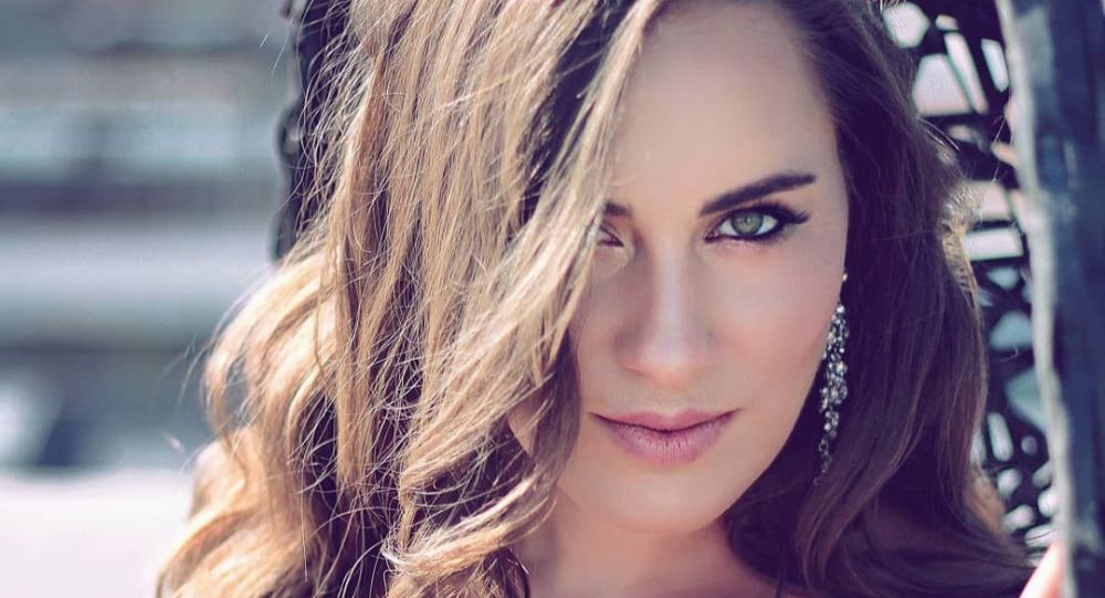 女神之手:让您只能服输的火辣西伯利亚姑娘