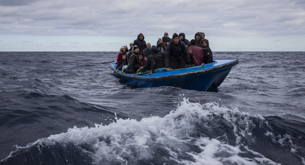 20多名移民在前往西班牙途中死亡 数十人失踪