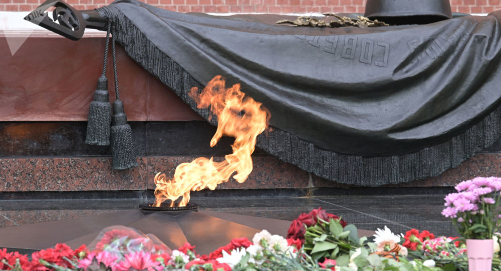 无名烈士长明火