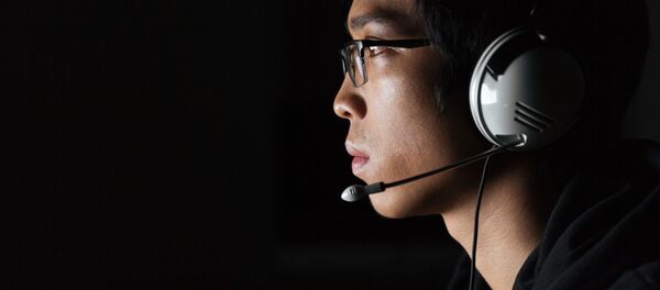 Геймер за игрой - 俄罗斯卫星通讯社