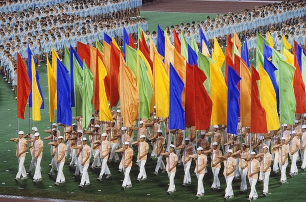 Праздничное шествие спортсменов во время открытия XXII летних Олимпийских игр в Москве, 1980 год - 俄罗斯卫星通讯社