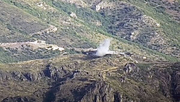 Дым от взрыва в Товузском районе на армяно-азербайджанской границе - 俄罗斯卫星通讯社