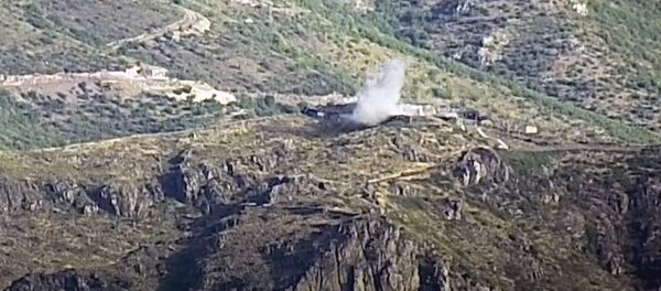 Дым от взрыва в Товузском районе на армяно-азербайджанской границе - 俄罗斯卫星通讯社