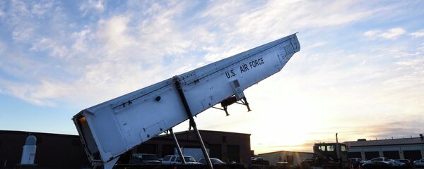 Транспортно-заряжающая машина межконтинентальной баллистической ракеты Minuteman III армии США - 俄罗斯卫星通讯社