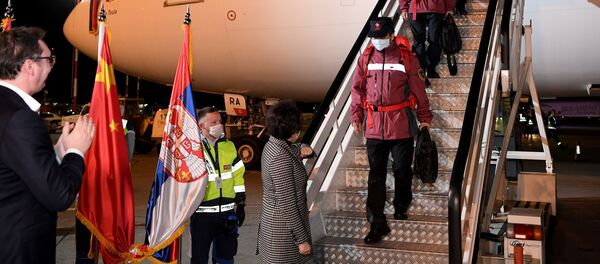 Прибытие китайских врачей на помощь Сербии в борьбе с коронавирусом Прибытие китайских врачей на помощь Сербии в борьбе с коронавирусом - 俄羅斯衛星通訊社