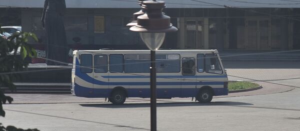 Захваченный в Луцке автобус - 俄罗斯卫星通讯社