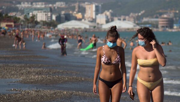 西班牙不再强制要求海滩上必须戴口罩 - 俄罗斯卫星通讯社