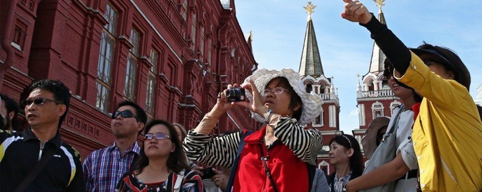 Туристы в Москве - 俄羅斯衛星通訊社, 1920, 29.07.2020