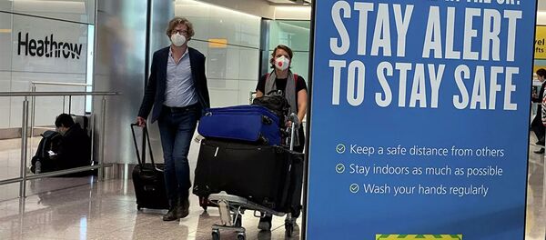 Пассажиры в аэропорту Хитроу в Лондоне - 俄羅斯衛星通訊社