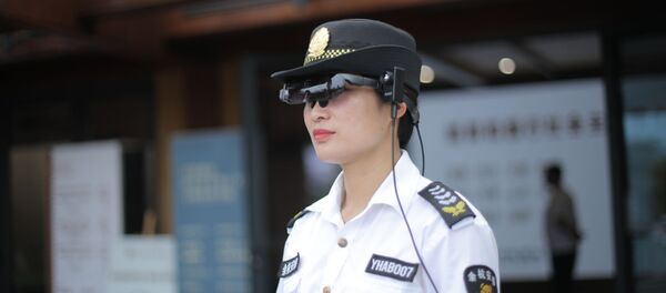 Очки, считывающие температуру - 俄羅斯衛星通訊社