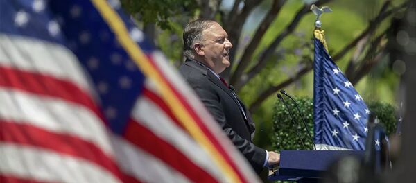 Госсекретарь США Майкл Помпео во время выступления в калифорнийском городе Йорба-Линда. 23 июля 2020 года - 俄罗斯卫星通讯社