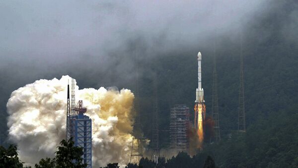 Старт ракеты со спутником Beidou с космодрома Xichang в Китае - 俄罗斯卫星通讯社