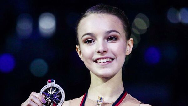 花滑運動員安娜•謝爾巴科娃 - 俄羅斯衛星通訊社