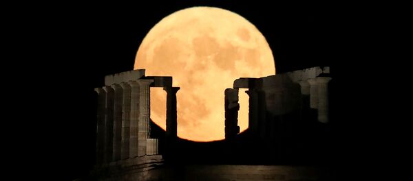 Полнолуние в Греции - 俄罗斯卫星通讯社