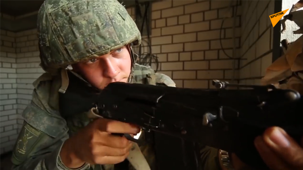 西部軍區摩托化步兵演習 - 俄羅斯衛星通訊社