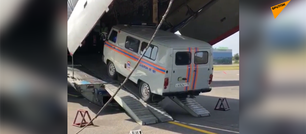 俄紧急情况部飞机携援助物资飞抵贝鲁特 俄紧急情况部飞机携援助物资飞抵贝鲁特 - 俄罗斯卫星通讯社