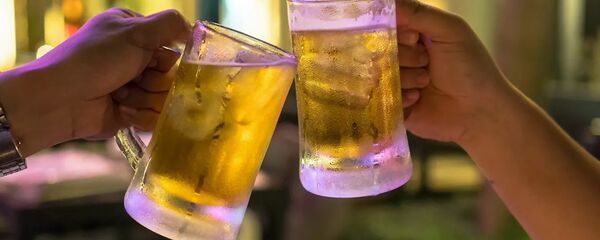 Две кружки пива Две кружки пива - 俄羅斯衛星通訊社